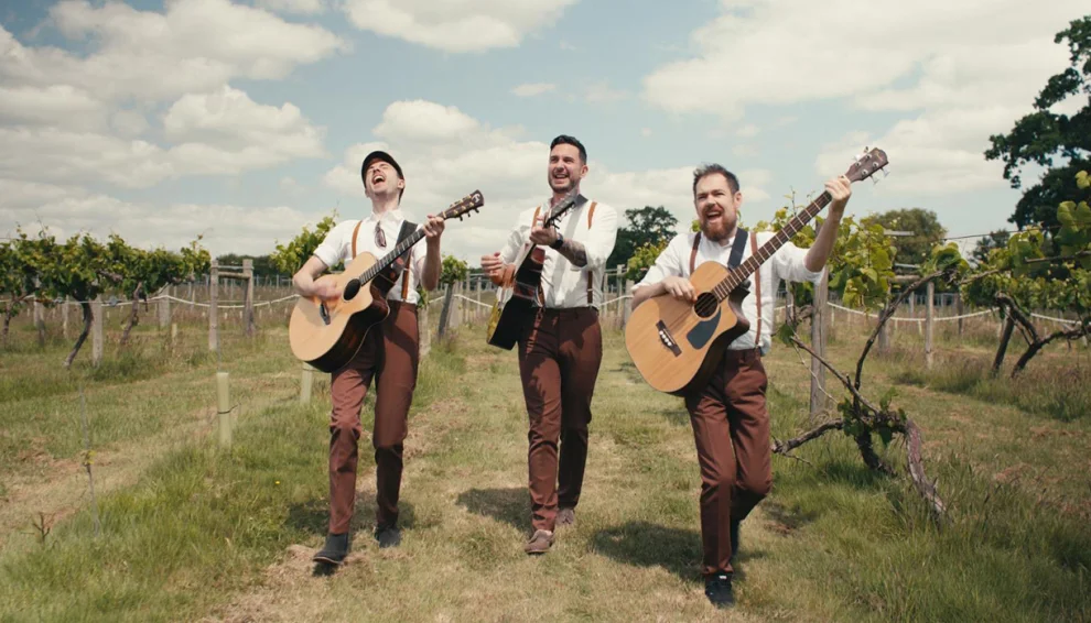 The Medley Makers  | The UK's Best Roaming/Mingling Wedding & Party Band