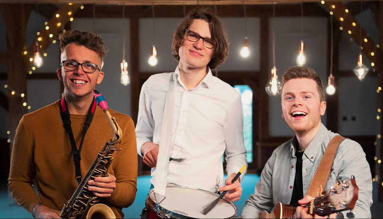 The Roaming Tones
