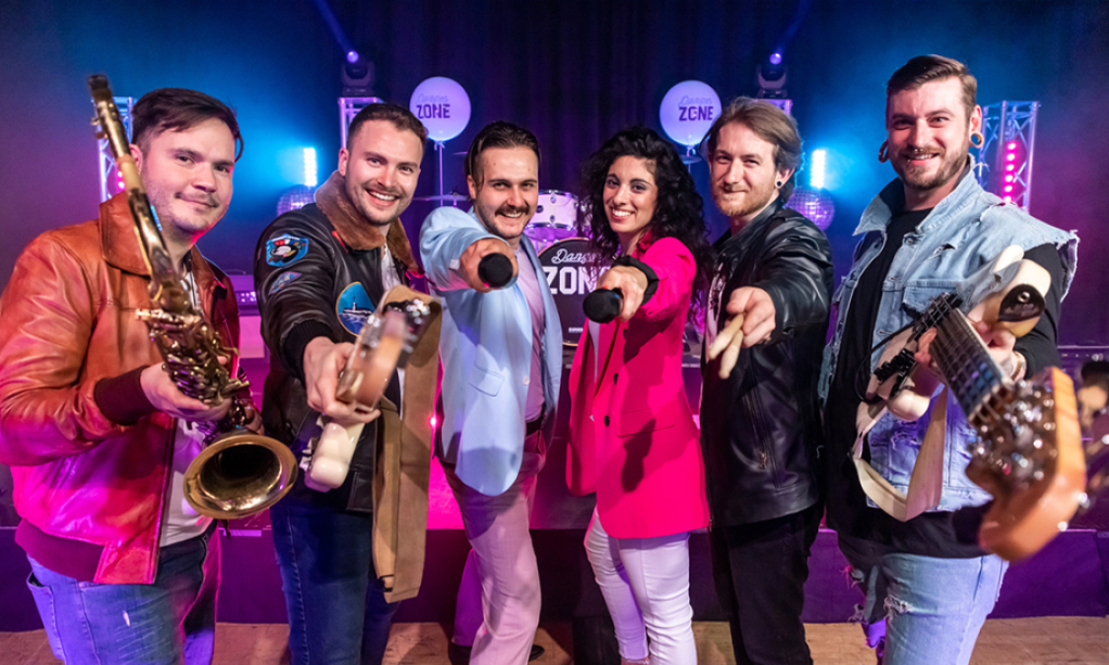 How Much Does It Cost to Hire a Live Wedding Band?