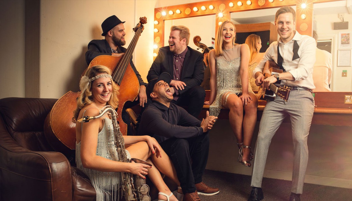 Live Music At The Barn at Bury Court