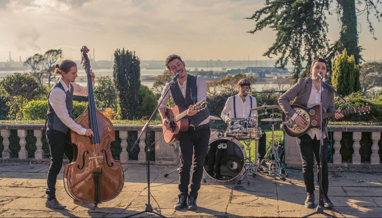 The Best Wedding & Party Bands in the New Forest