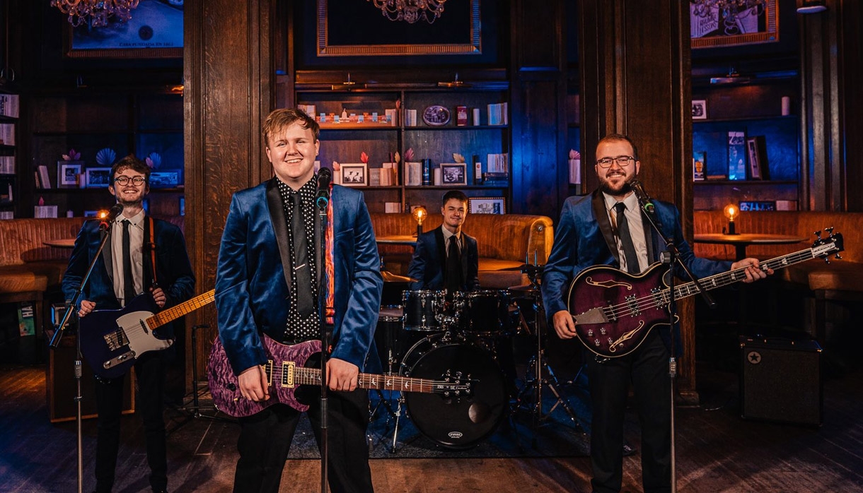 Best Live Wedding Bands For Hire In Walsall 