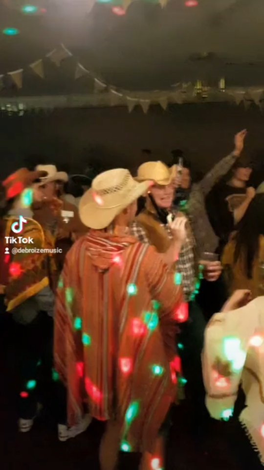 Sunny Side Up Festival Style Covers Band Hire, Midlands